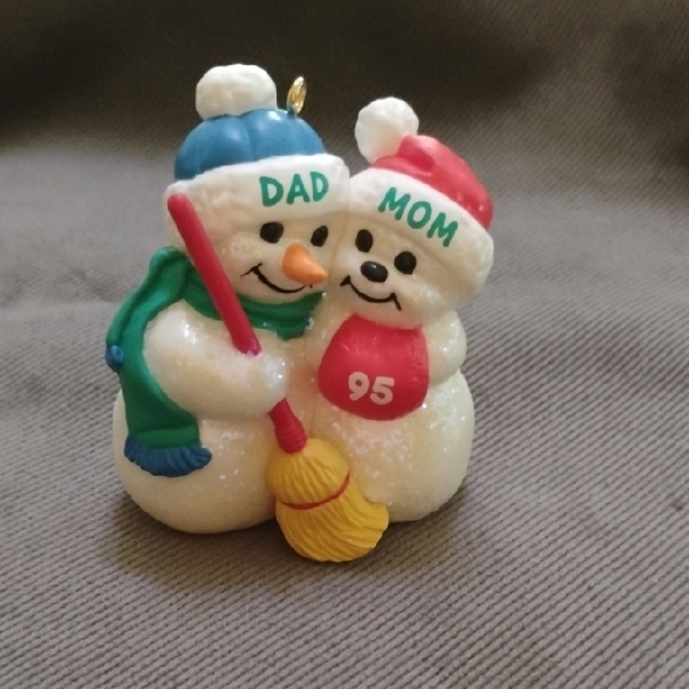 Christmas Snowmen Mom And Dad Ornament, Vintage Hallmark Ornament